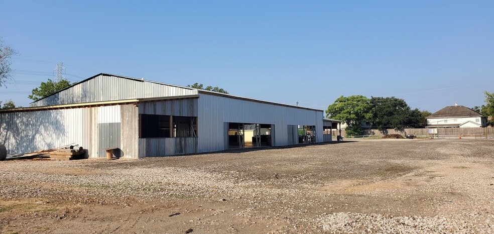 More Photos Of 9611 Gaines Rd, Sugar Land Land For Sale