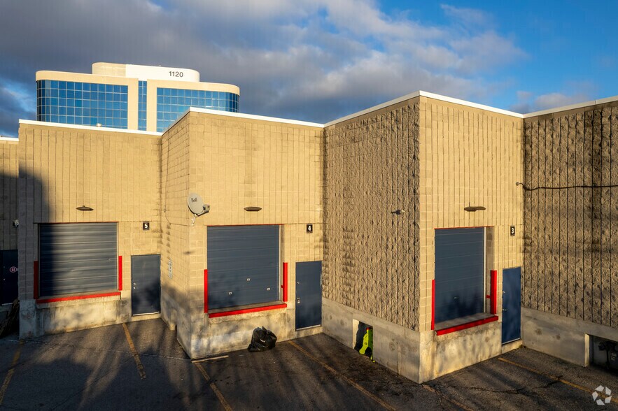 More Photos Of 1126 Finch Ave W, Toronto General Retail For Lease