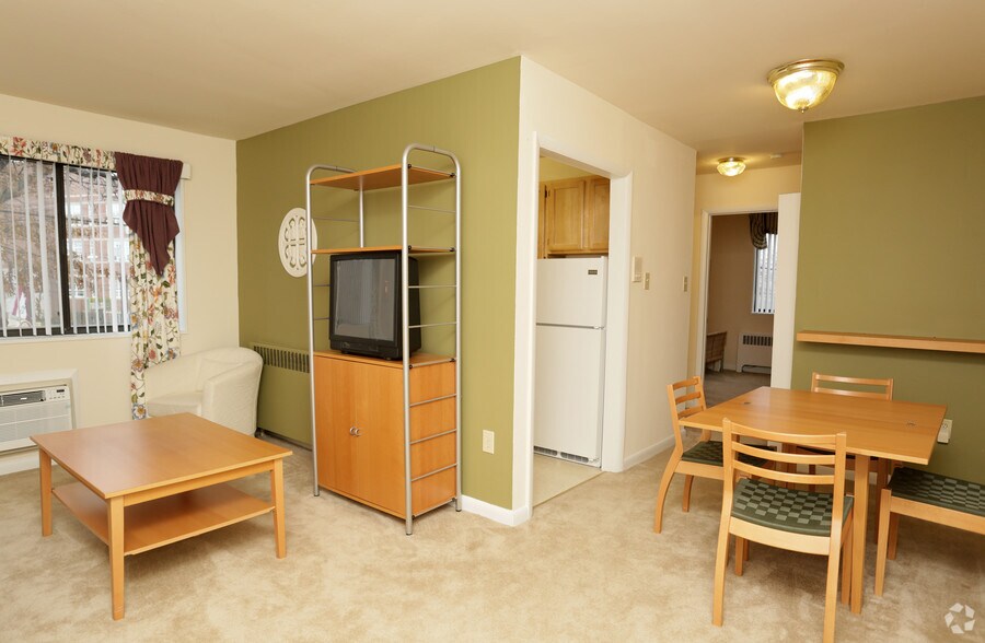 More Photos Of 3647 6th St SE, Washington Apartments For Sale