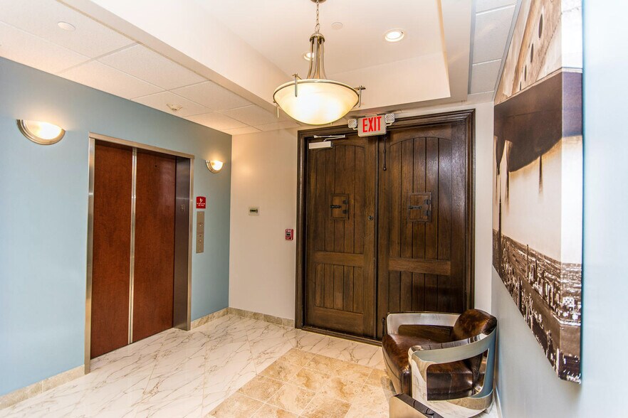 More Photos Of 1555 Bonaventure Blvd, Fort Lauderdale Office Residential For Lease