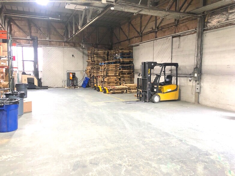 More Photos Of 63 Railroad Ave, Wallkill Warehouse For Sale