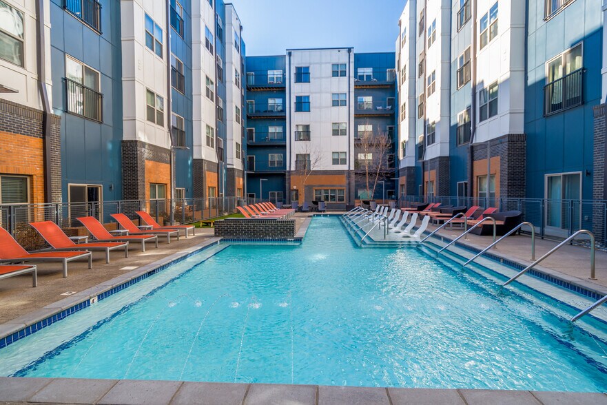 More Photos Of 120 S 5th St, Nashville Apartments For Lease