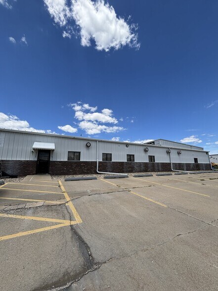 More Photos Of 2224 W College Ave, Normal Manufacturing For Lease