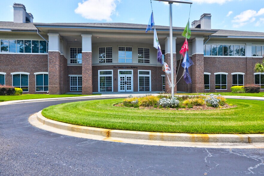 More Photos Of 146 Fairchild St, Charleston Office For Lease