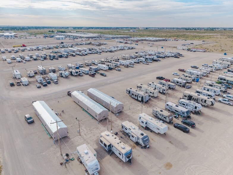 Primary Photo Of 1211 W Rose St, Carlsbad Specialty For Sale