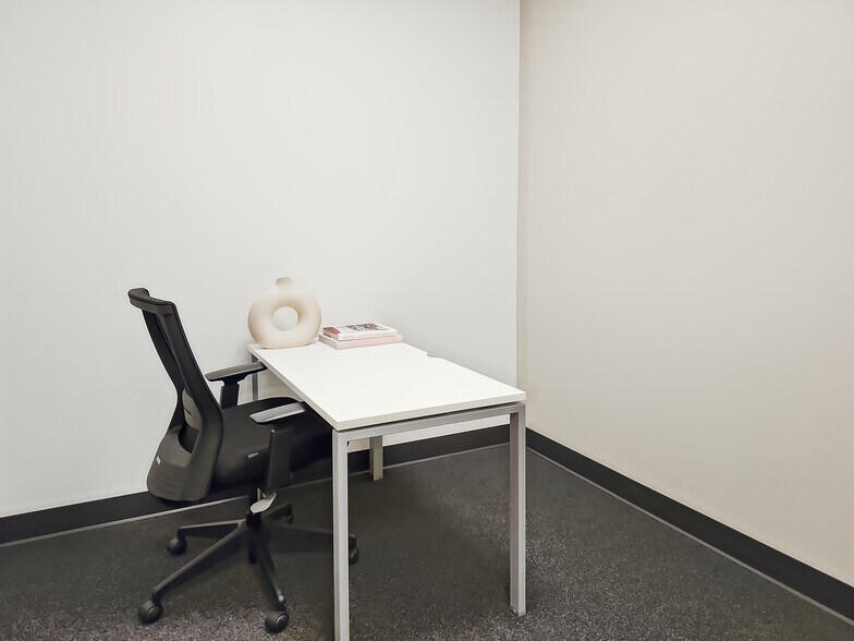 More Photos Of 251 John James Audubon Pky, Amherst Coworking Space