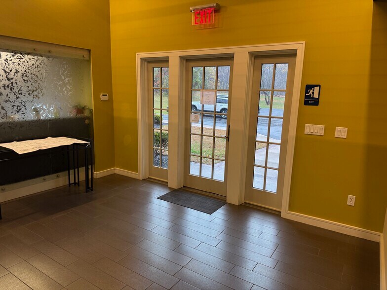 More Photos Of 11 Duane Rd, Doylestown Office For Sale