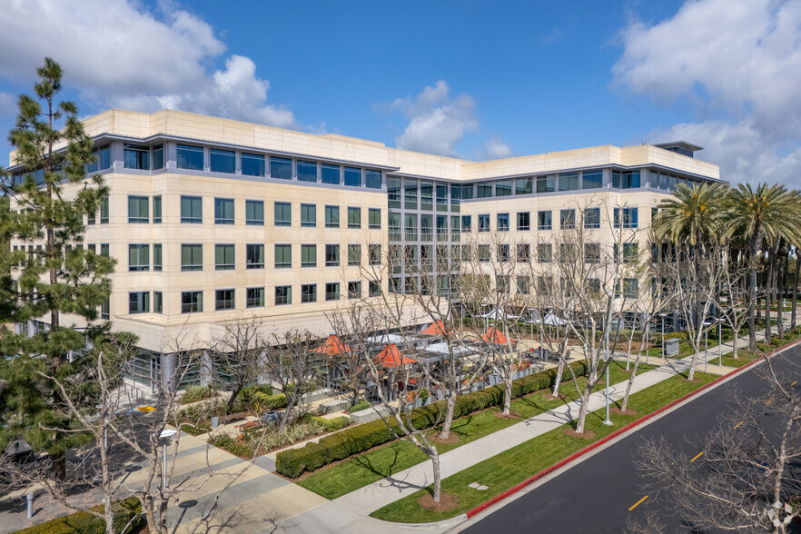 Primary Photo Of 120 Vantis, Aliso Viejo Coworking Space