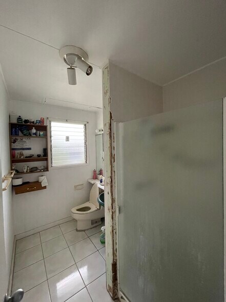 More Photos Of 1077 Kinau St, Honolulu Multifamily For Sale