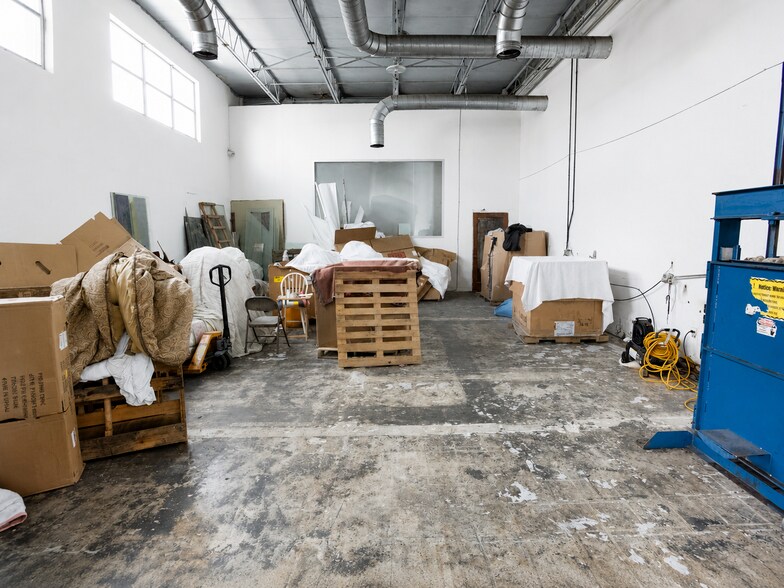 More Photos Of 455 E 10th Ave, Hialeah Warehouse For Sale