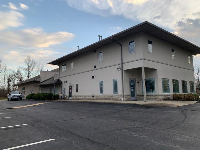 More Photos Of 171 Green Meadows Dr S, Lewis Center Office Residential For Sale