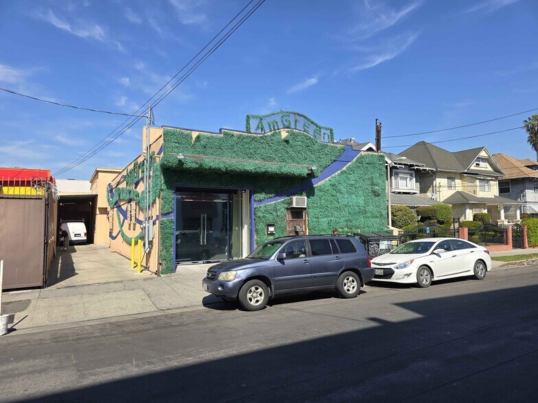 More Photos Of 1451-1453 Malvern Ave, Los Angeles Warehouse For Sale