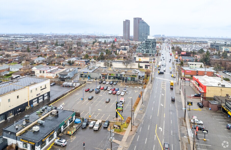 More Photos Of 3300 Dufferin St, Toronto Storefront For Lease