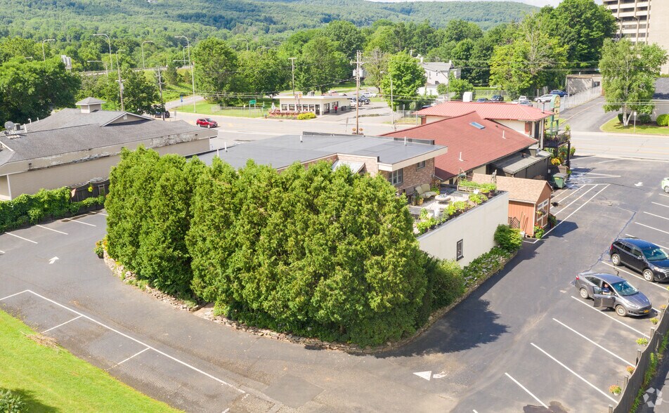 More Photos Of 26 Main St, Oneonta Restaurant For Sale