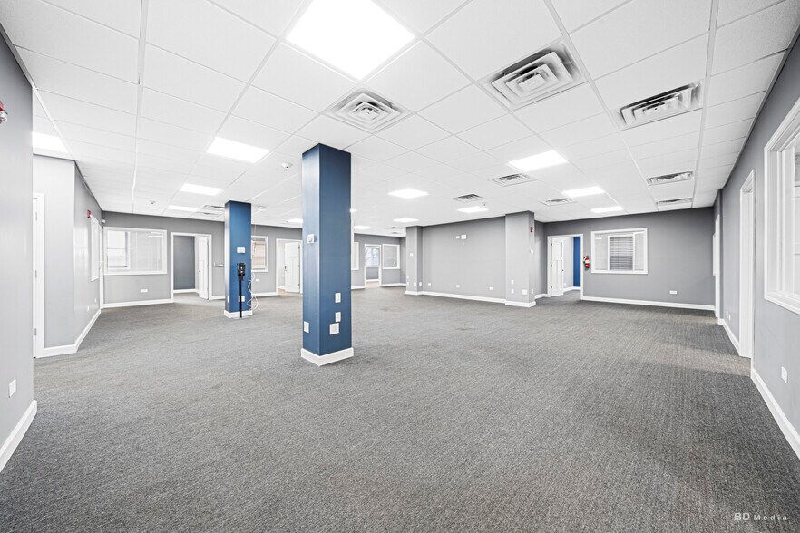 More Photos Of 2660 Bond St, University Park Service For Lease