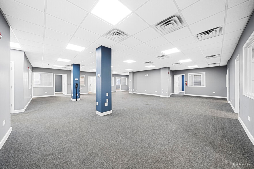 More Photos Of 2660 Bond St, University Park Service For Sale