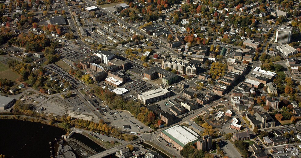 More Photos Of 14 Hudson Ave, Glens Falls Apartments For Lease