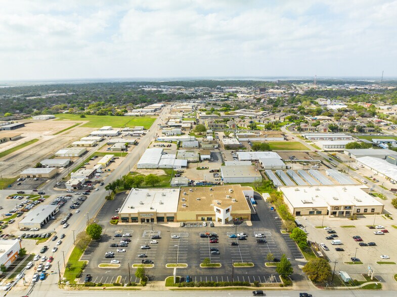More Photos Of 4909 W Waco Dr, Waco Storefront For Sale