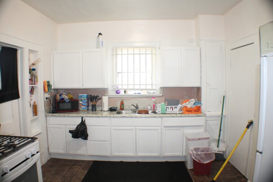 More Photos Of 6802 Avenue F, Houston Multifamily For Sale