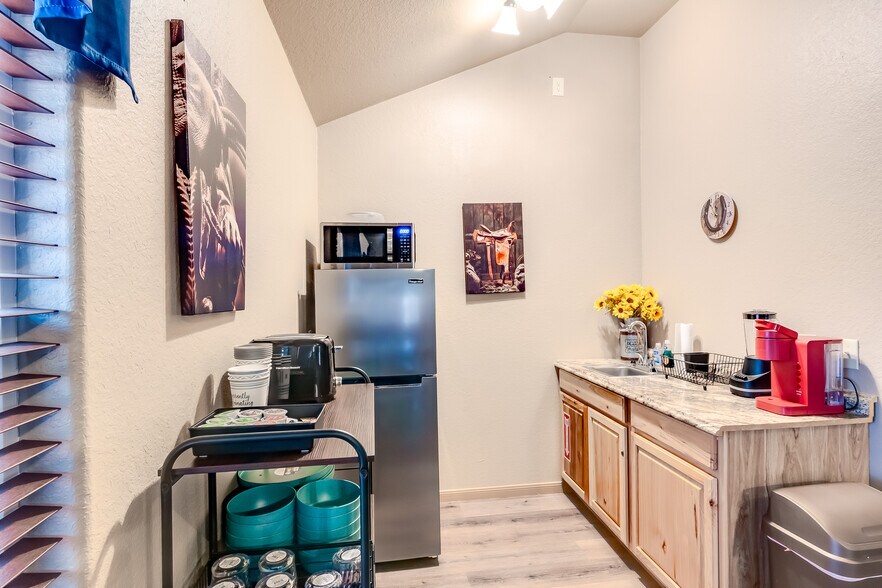 More Photos Of 200 King Ranch Rd, Gatesville Specialty For Sale