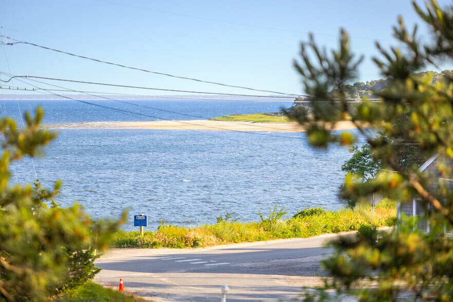 More Photos Of 25 Way 055., Wellfleet Apartments For Sale