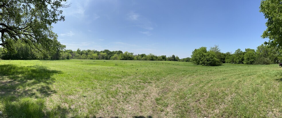 More Photos Of 3419 S 3rd St, Waco Land For Sale