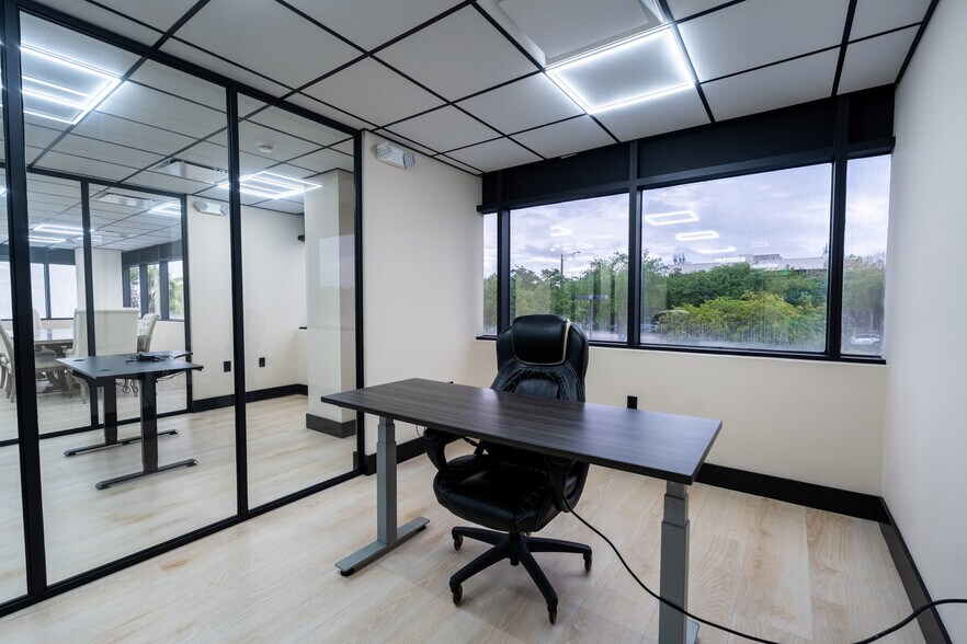 More Photos Of 1704-1726 N University Dr, Coral Springs Medical For Sale