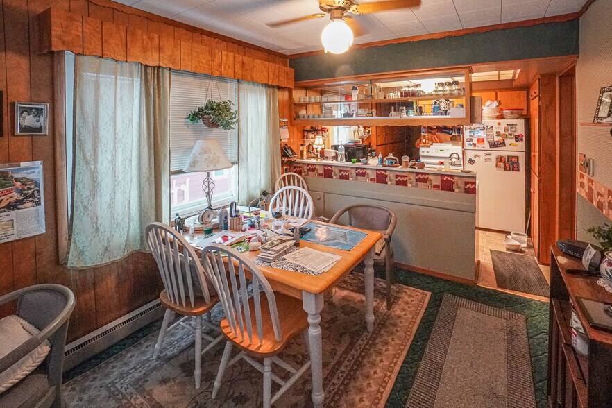 More Photos Of 314 Chippewa St, Ontonagon Hotel For Sale