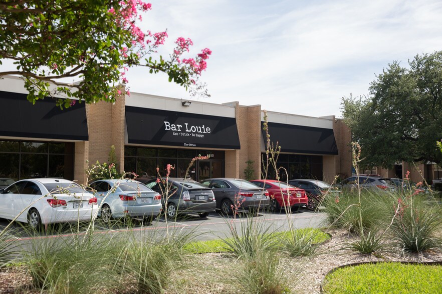 More Photos Of 15000-15026 Beltway Dr, Addison Light Manufacturing For Lease