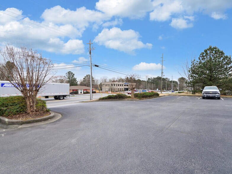 More Photos Of 134 Hurricane Shoals Rd, Lawrenceville Storefront Retail Office For Sale