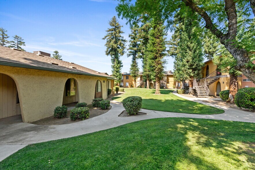 More Photos Of 5145 E Lane Ave, Fresno Apartments For Sale