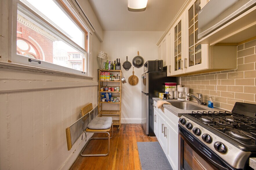 More Photos Of 635-641 Bush St, San Francisco Apartments For Sale