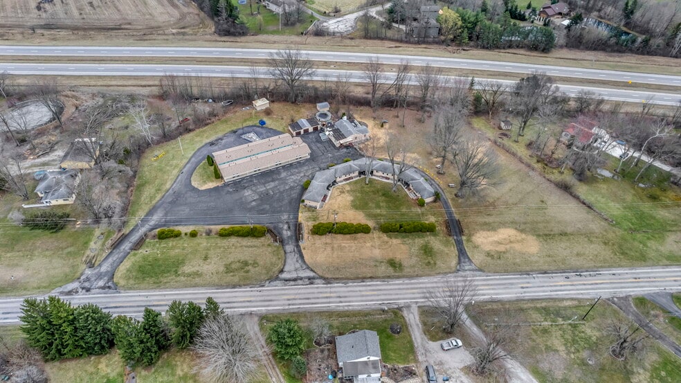 More Photos Of 44077 Oberlin Elyria Rd, Oberlin Hotel For Sale