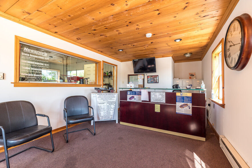 More Photos Of 386 Whartnaby Ave, Pottstown Auto Repair For Sale