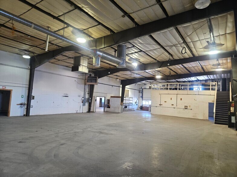 More Photos Of 88 Life Link Way, Bozeman Warehouse For Sale