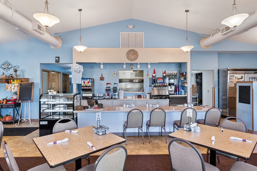 More Photos Of 816 Hwy 23/73, Princeton Restaurant For Sale