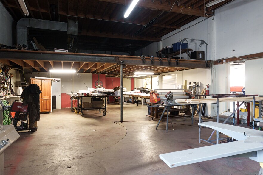 More Photos Of 83373-83407 State Highway 111, Indio Auto Dealership For Lease