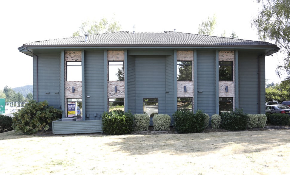 More Photos Of 14000-14020 SE Johnson Rd, Oak Grove Office For Lease