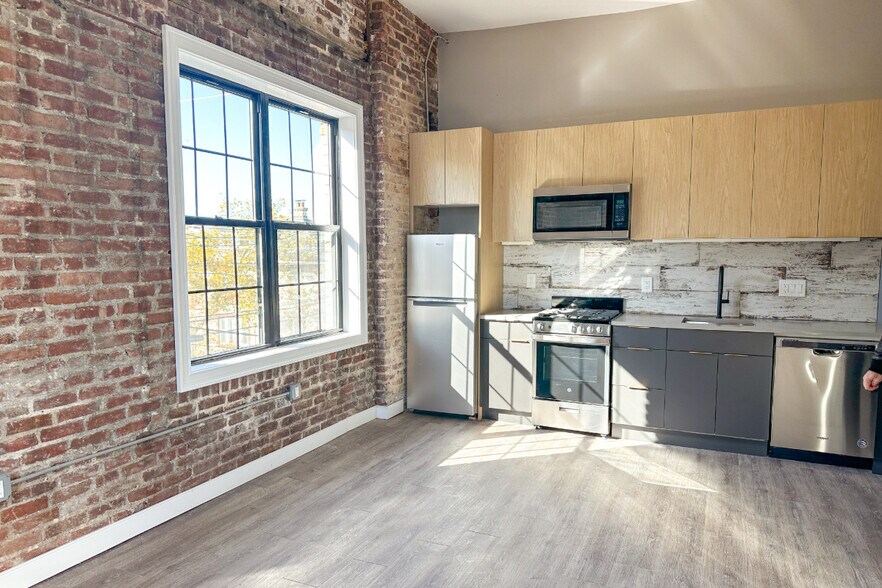 More Photos Of 72 Arlington Ave, Jersey City Apartments For Sale