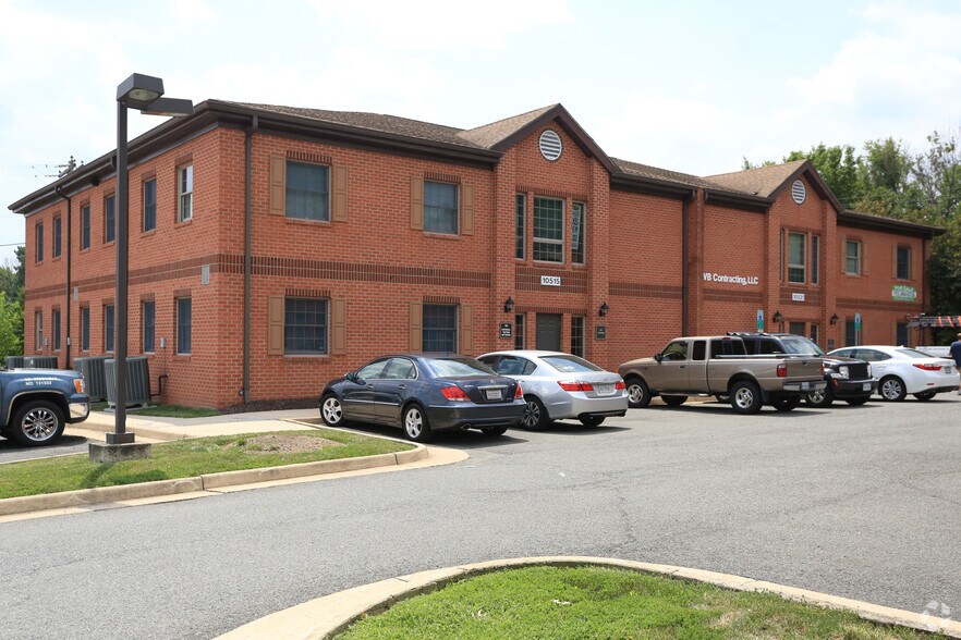 Primary Photo Of 10515-10535 Crestwood Dr, Manassas Medical For Lease