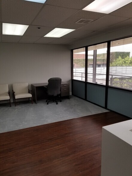 More Photos Of 13 Corporate Plaza Dr, Newport Beach Office For Lease