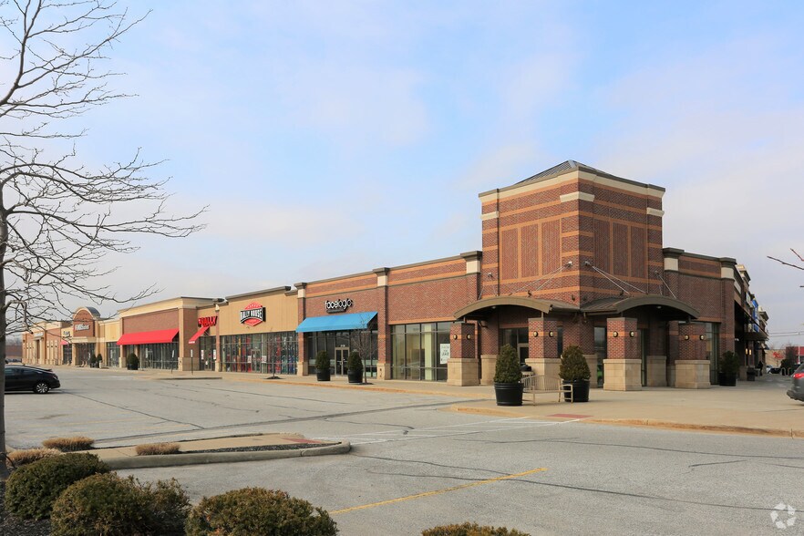 Primary Photo Of 3171-3221 Westgate Mall, Fairview Park Unknown For Lease