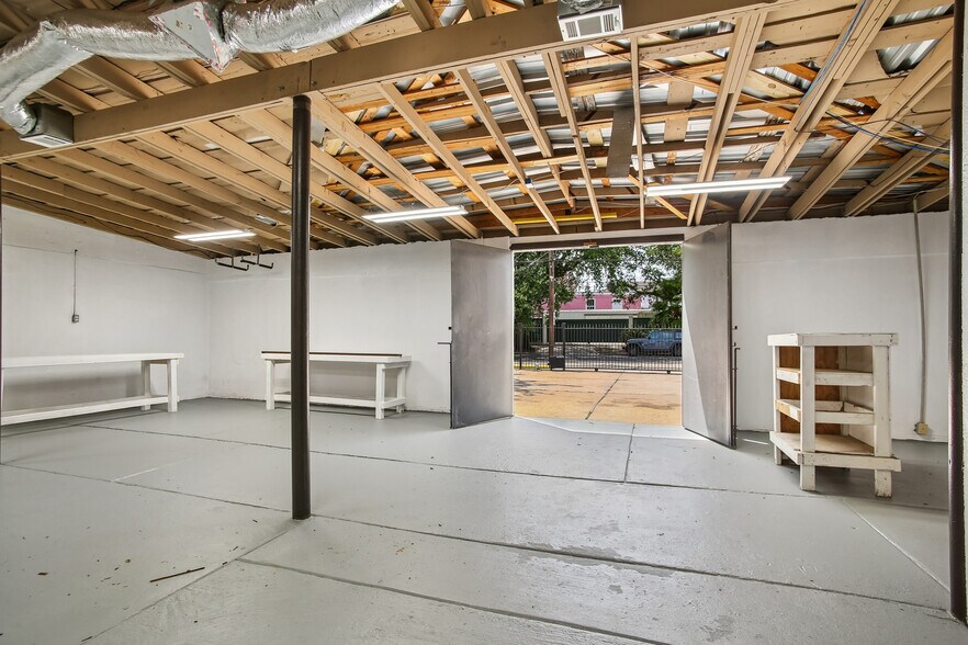 More Photos Of , New Orleans General Retail For Sale