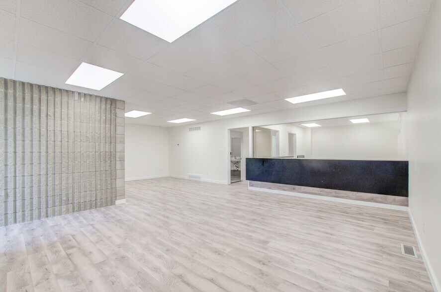 More Photos Of 1010 Burr St, Jackson Medical For Lease