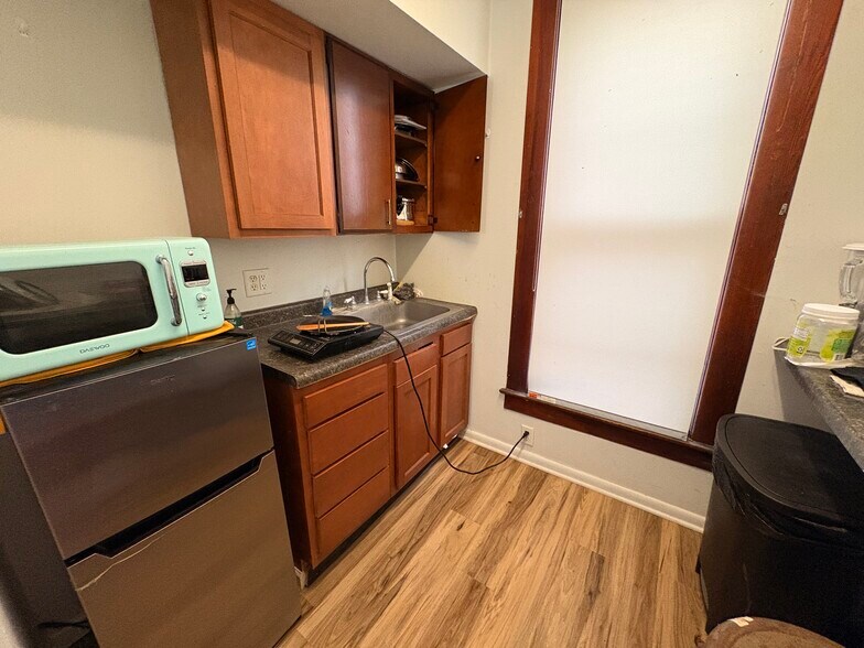 More Photos Of 401 N Salisbury St, West Lafayette Apartments For Sale