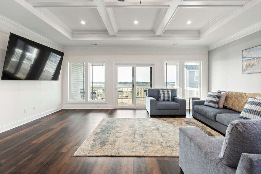 More Photos Of 2075-2085 New River Inlet Rd, North Topsail Beach Specialty For Sale