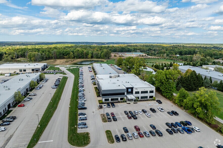 More Photos Of 1093 Medina Rd, Medina Office For Lease