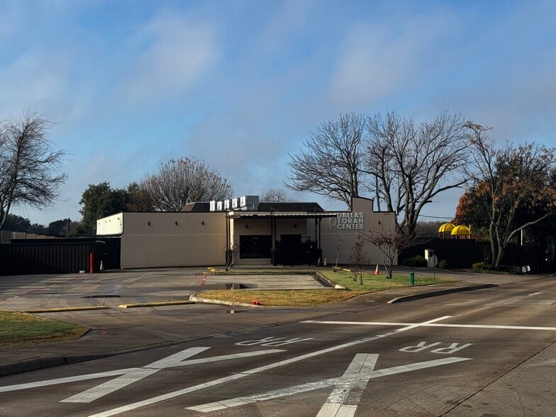More Photos Of 6950 McCallum Blvd, Dallas Religious Facility For Lease