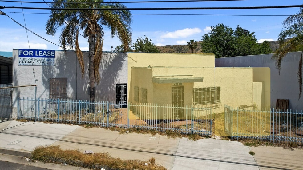 More Photos Of 7516 San Fernando Rd, Sun Valley Warehouse For Lease