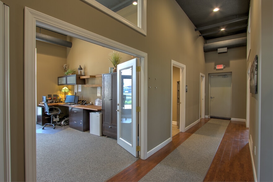 More Photos Of 404-536 Whiskey Rd NW, Isanti Storefront Retail Office For Lease